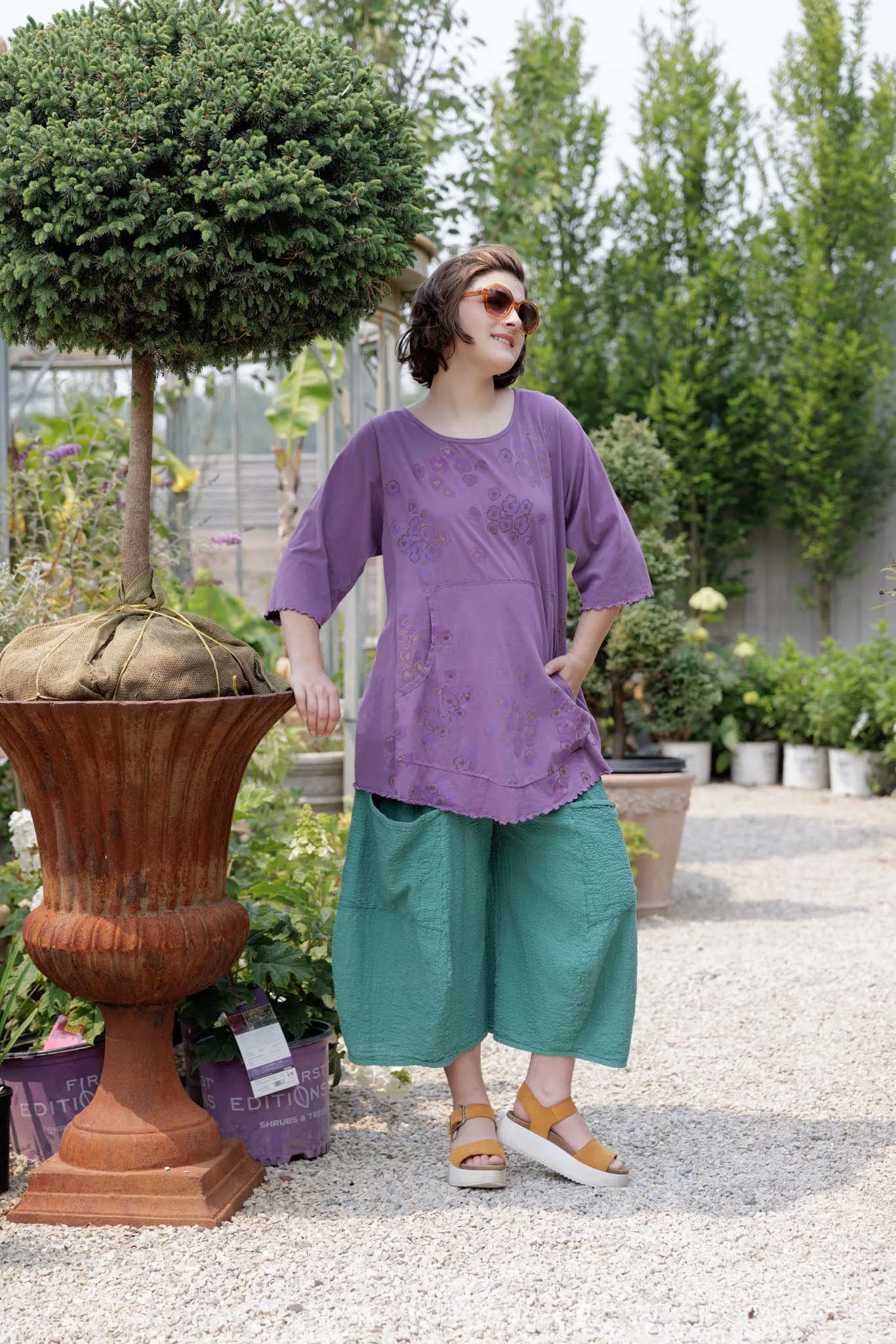 1602 Cafe Pocket Tee Violet-P