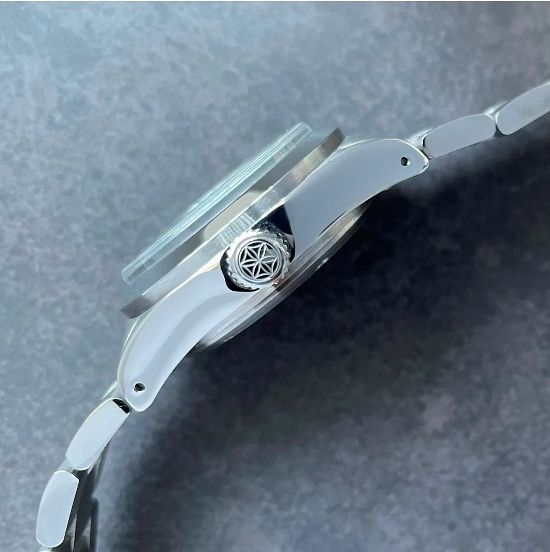Armida A6 36mm silver printing and hands Watch