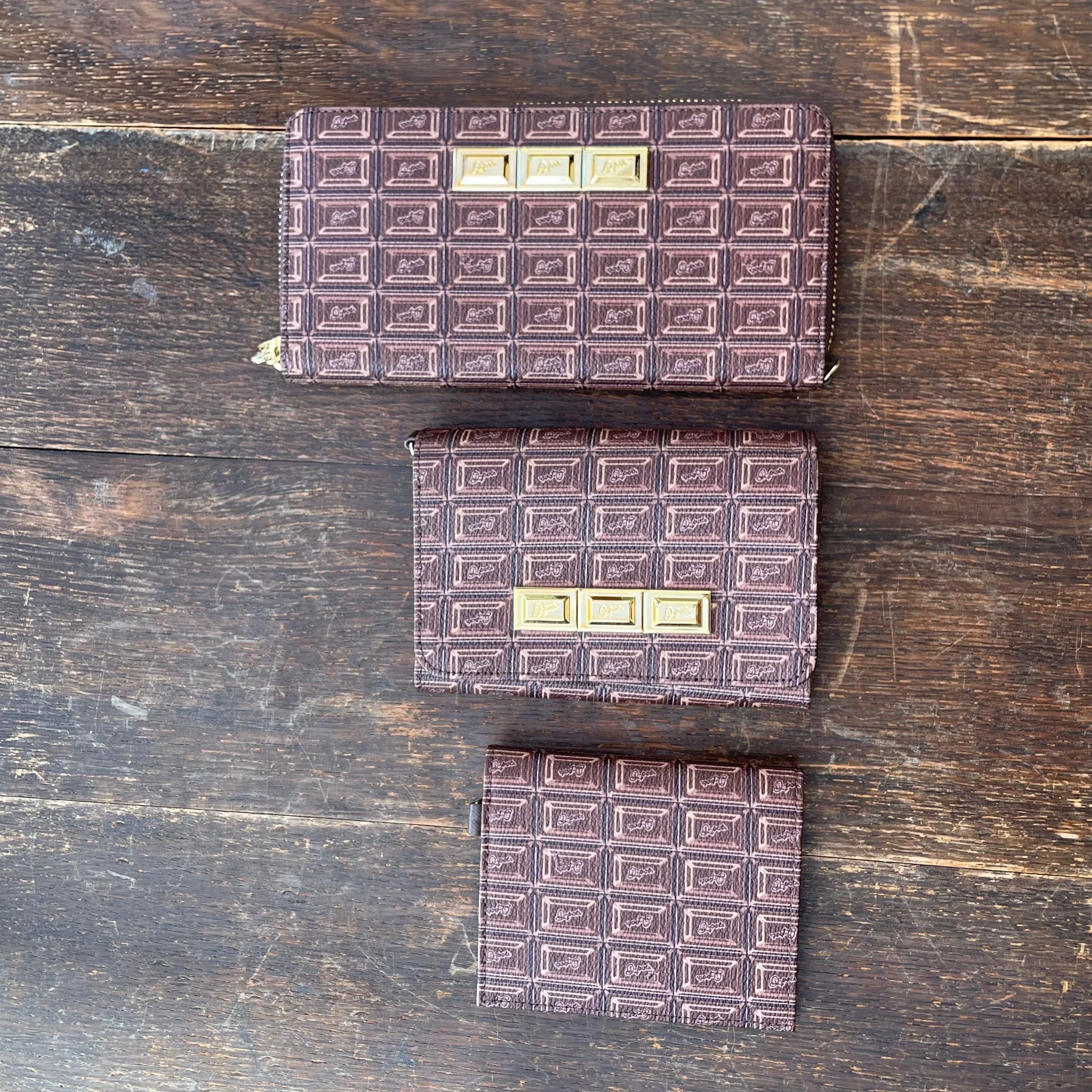 Bitter Chocolate Zip Around Leather Long Wallet【Japan Jewelry】