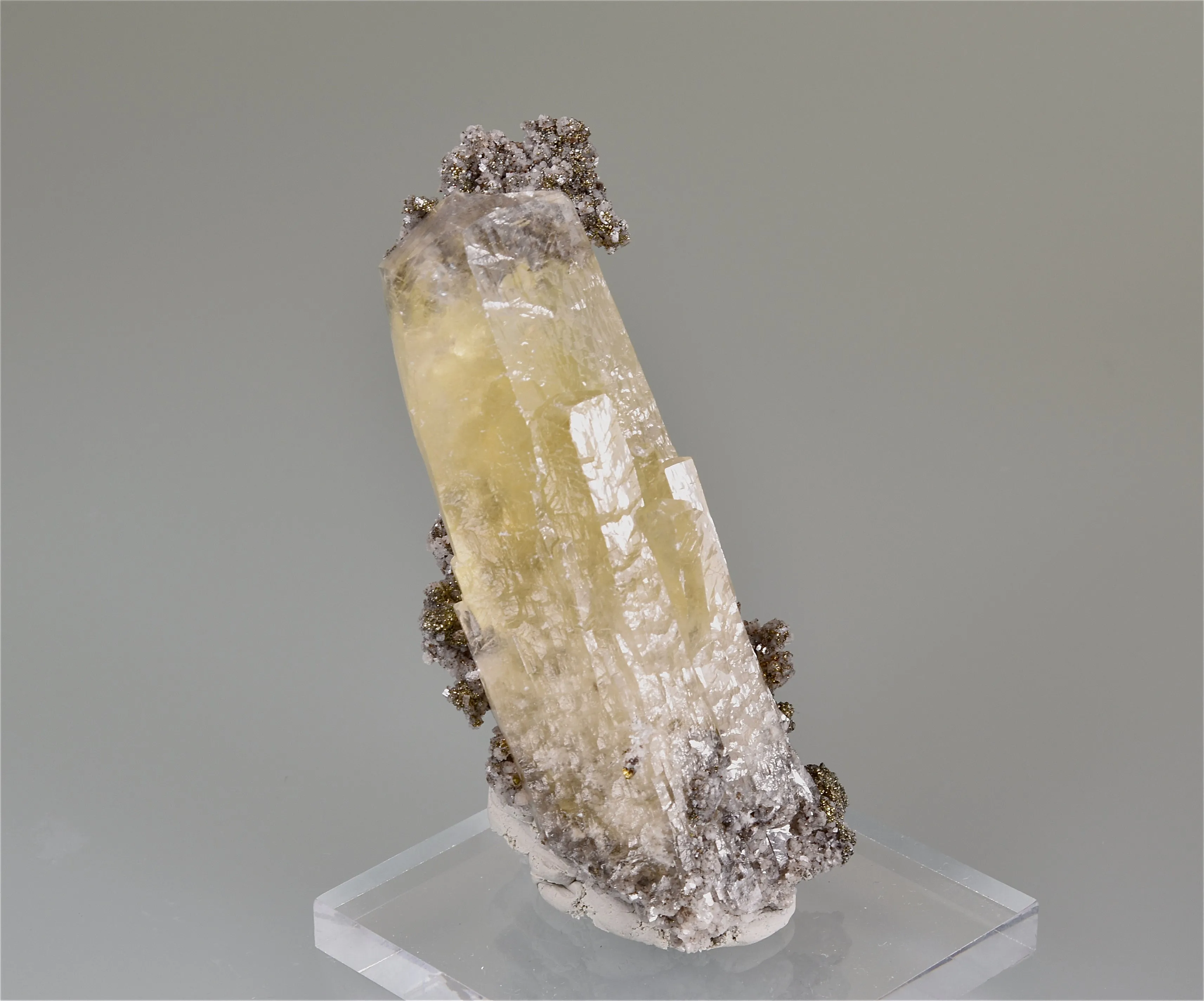 Calcite, Sweetwater Mine, Viburnum Trend, Missouri Small cab 2 x 3 x 7 cm $15. Online 3/13