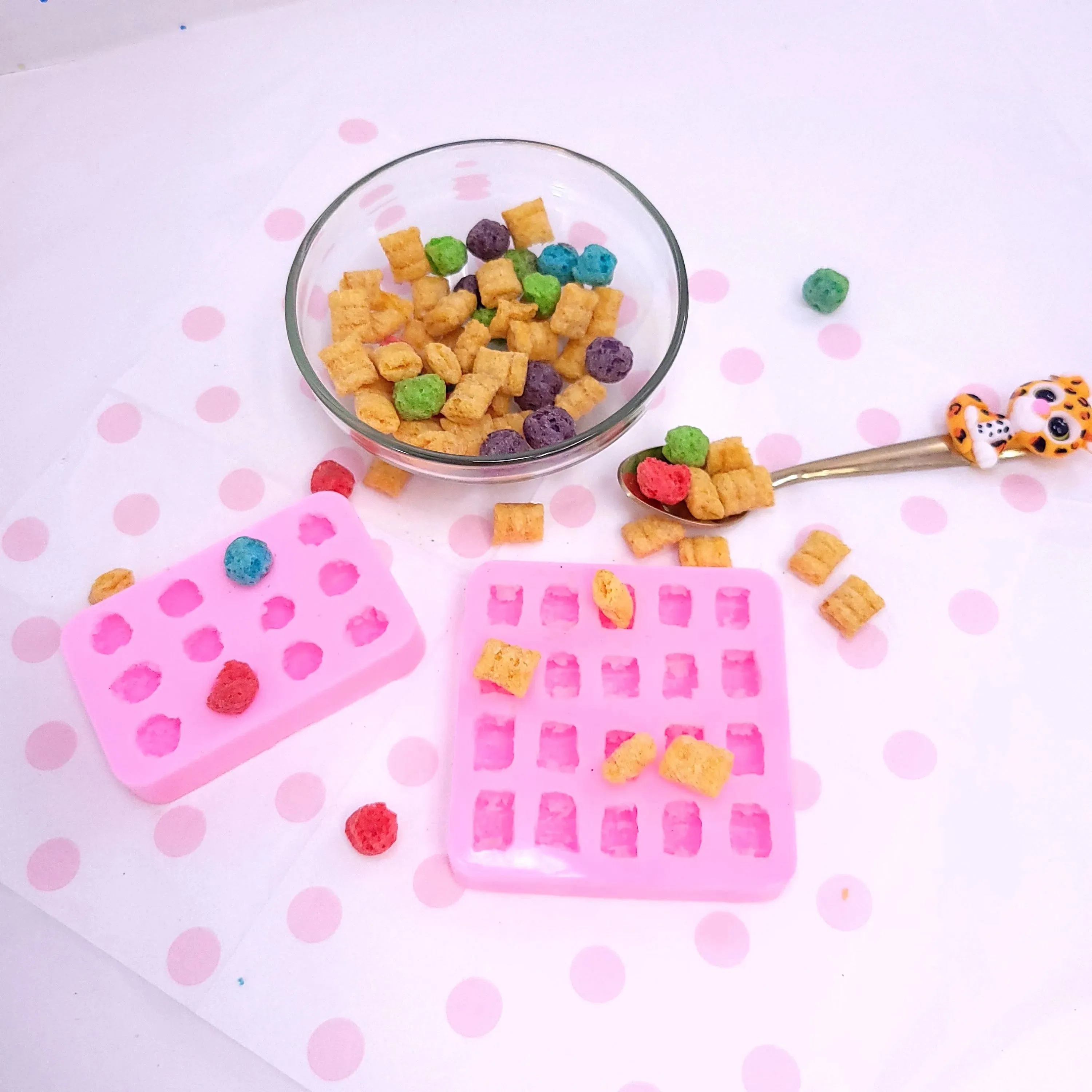 Colorful Cereal crunch berries 12 cavities cereal mold Soap Candle Mold for Wax Mold for Resin