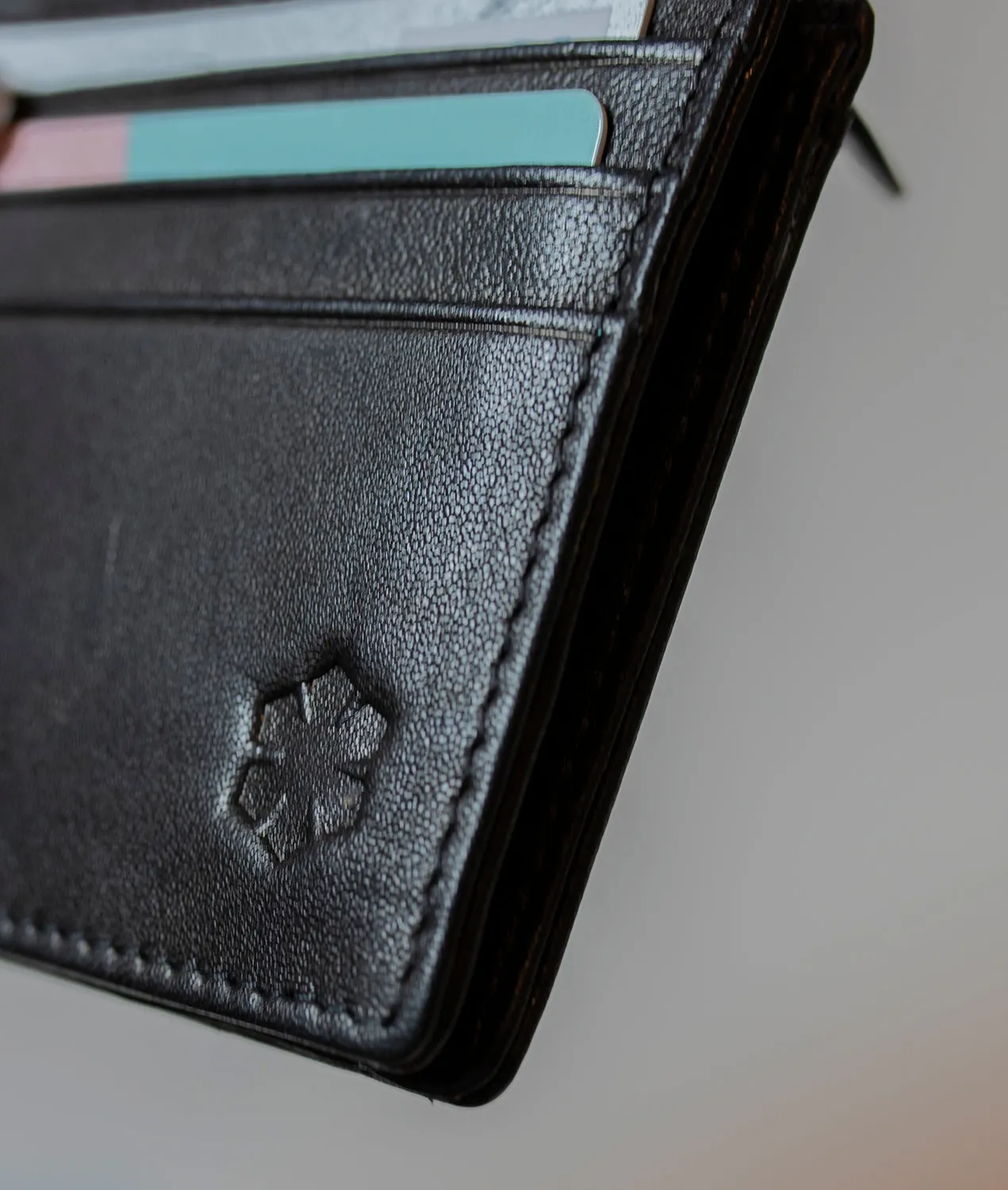 KALMUS ZIP WALLET