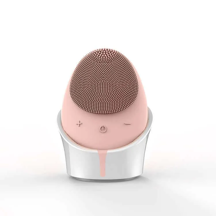 Latest Soft silicone facial cleansing Brush Rechargeable