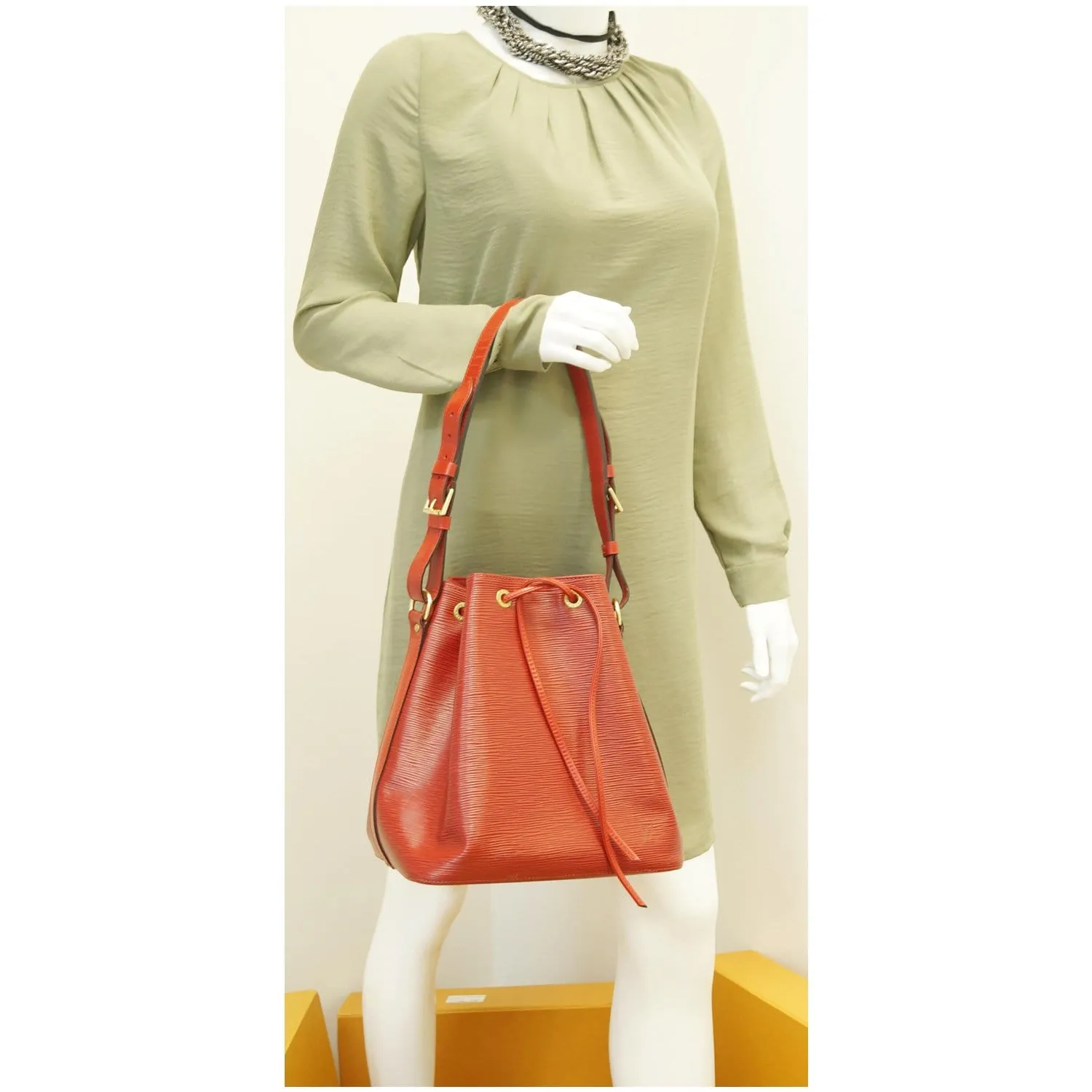 LOUIS VUITTON Petit Noe Epi Leather Shoulder Bag