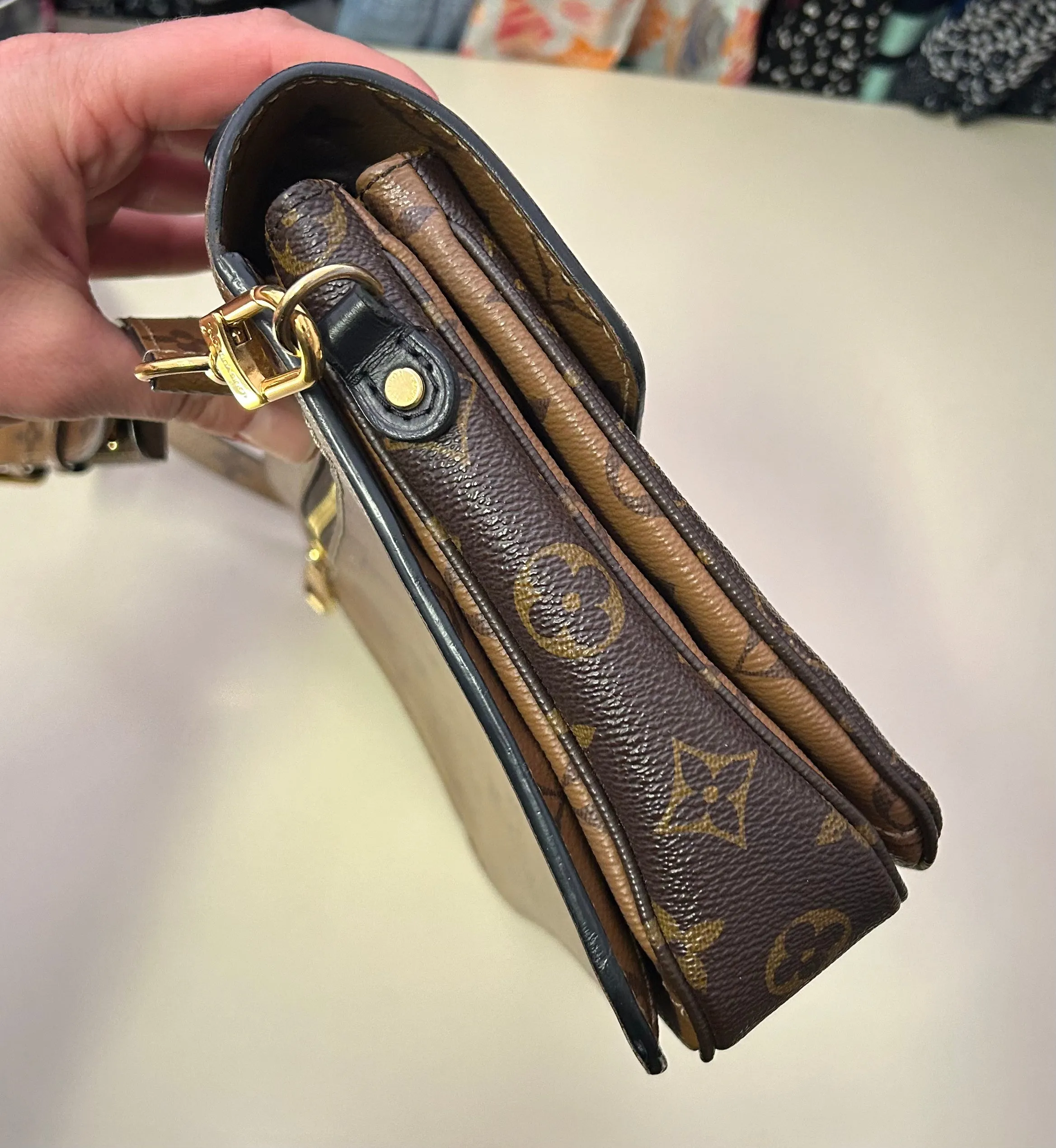 Louis Vuitton Reverse Métis