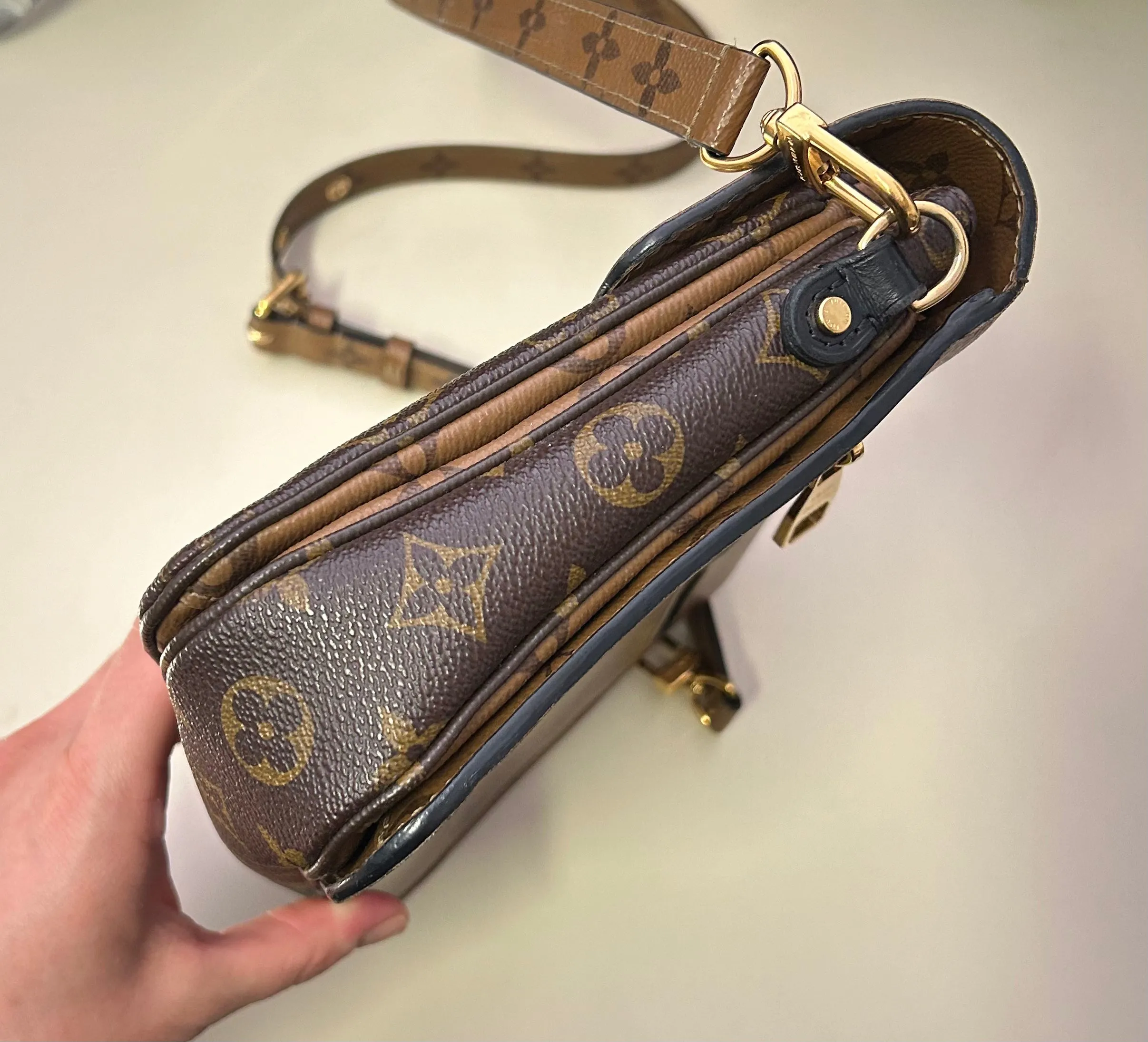 Louis Vuitton Reverse Métis