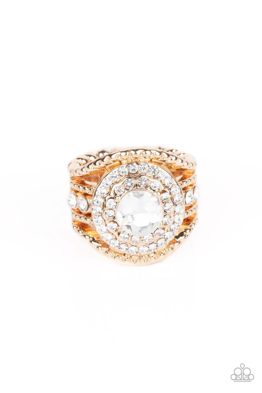 Paparazzi - Understated Drama - Gold Ring
