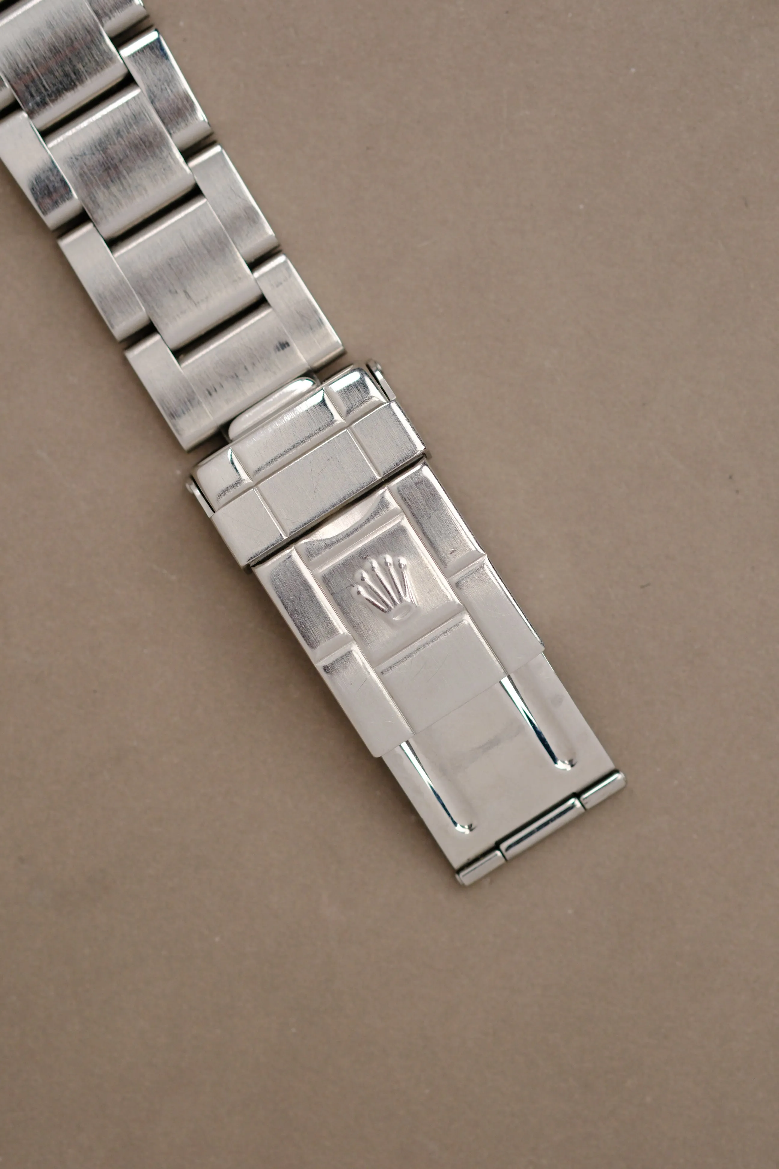 Rolex Explorer ii 16570 w/ RSC - 2001