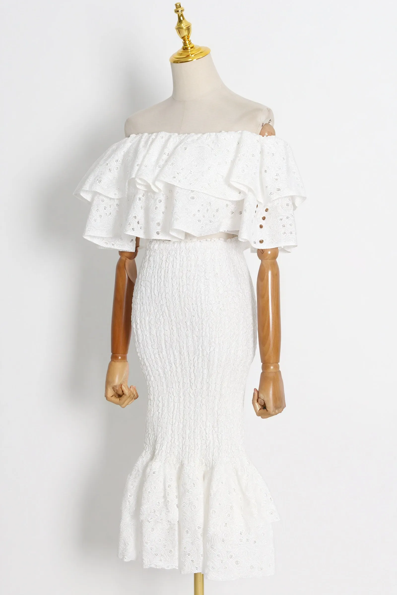 Ruffled Two-Piece Set: Effortless Style
