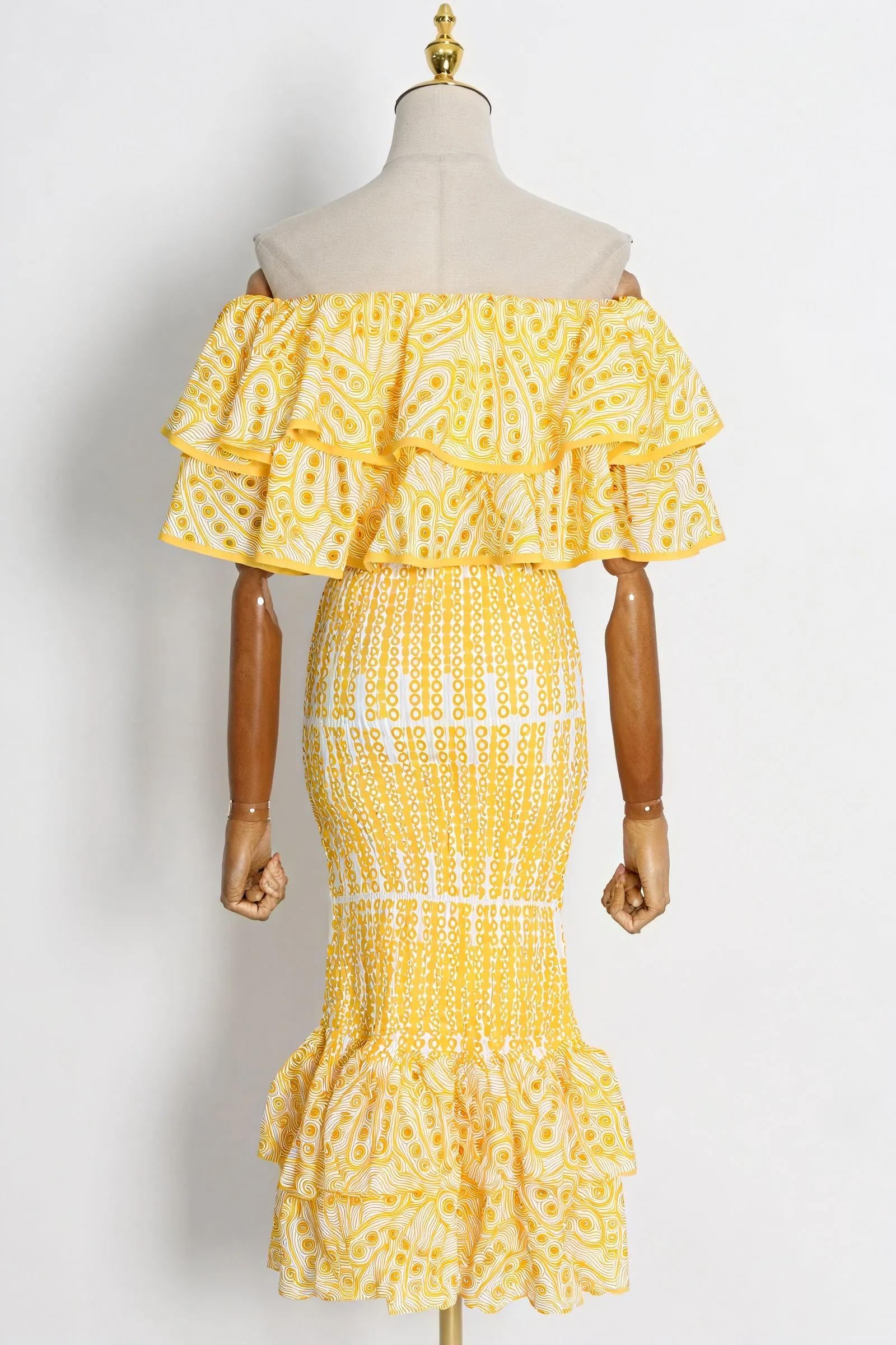 Ruffled Two-Piece Set: Effortless Style