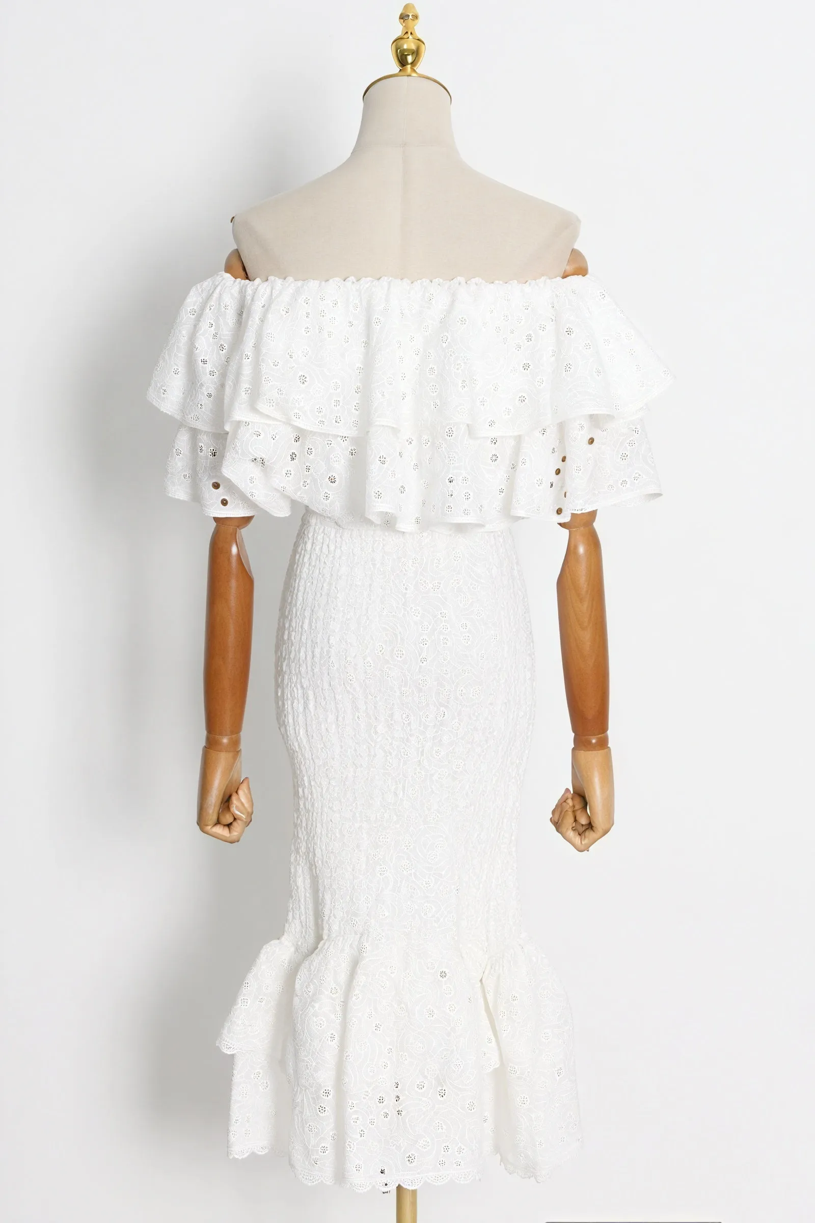 Ruffled Two-Piece Set: Effortless Style