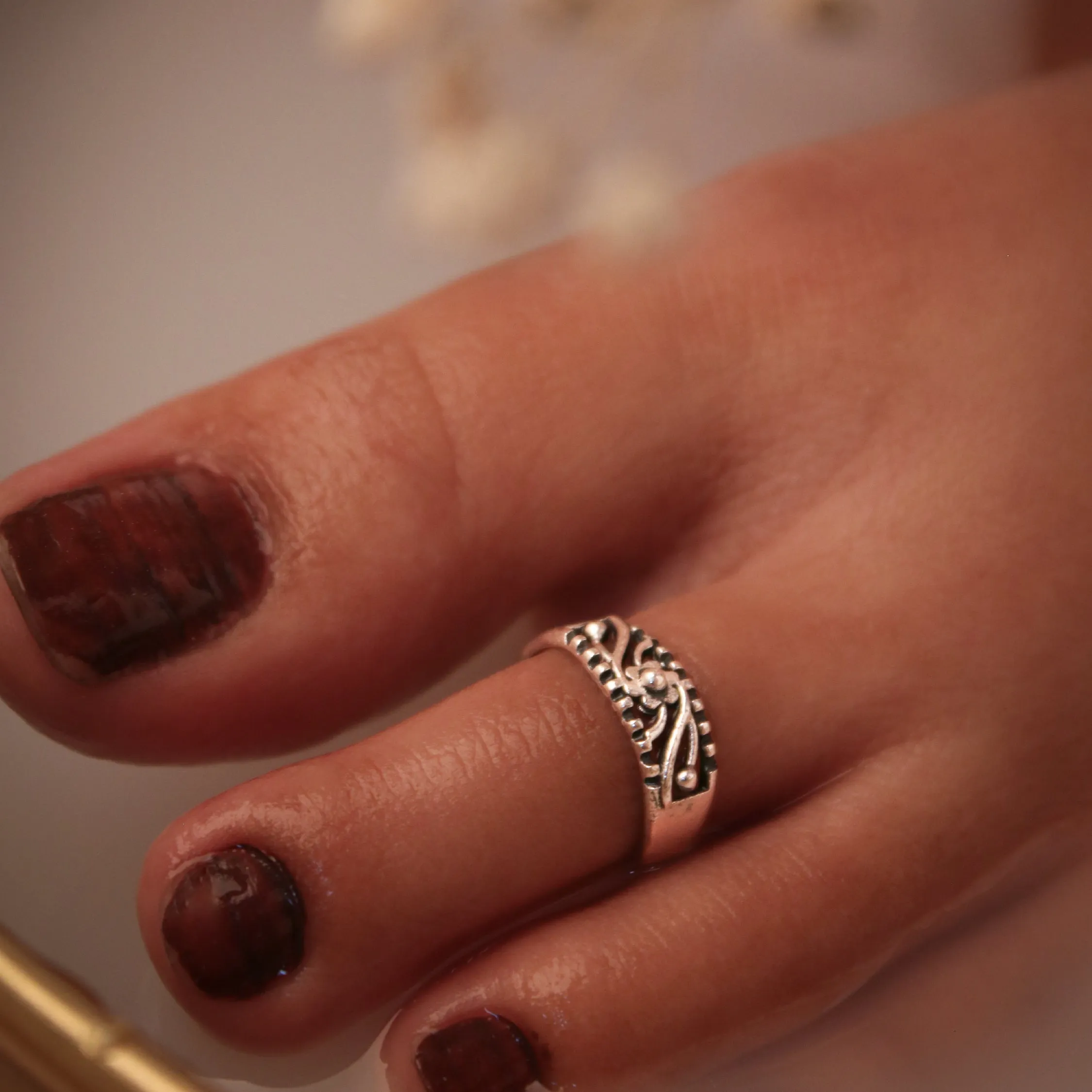 Shakha silver toe ring by Moha