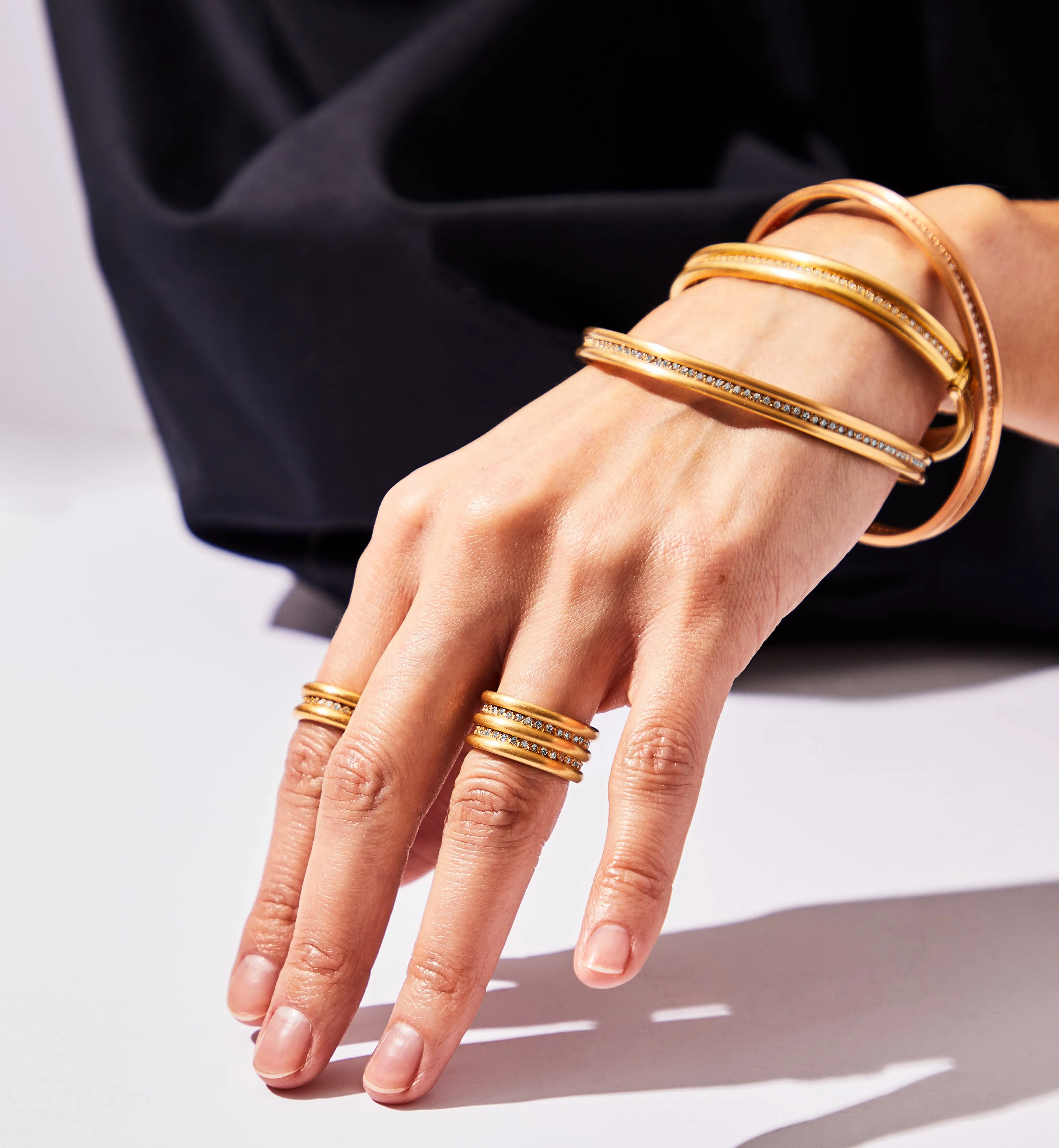 Shimmer Diamond Bangle in 20K Peach Gold