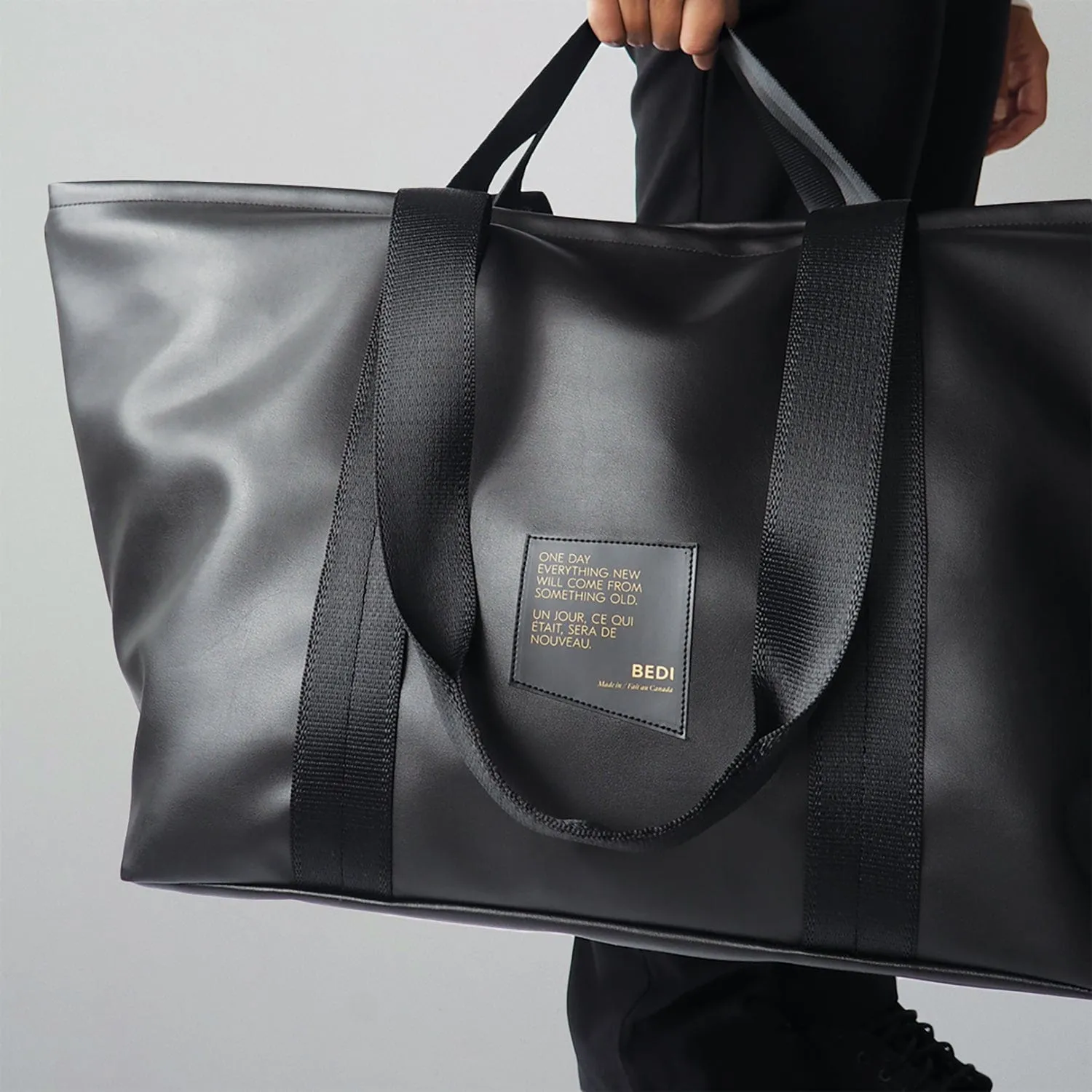 Shoalts Vegan Cactus Leather Weekender | Black