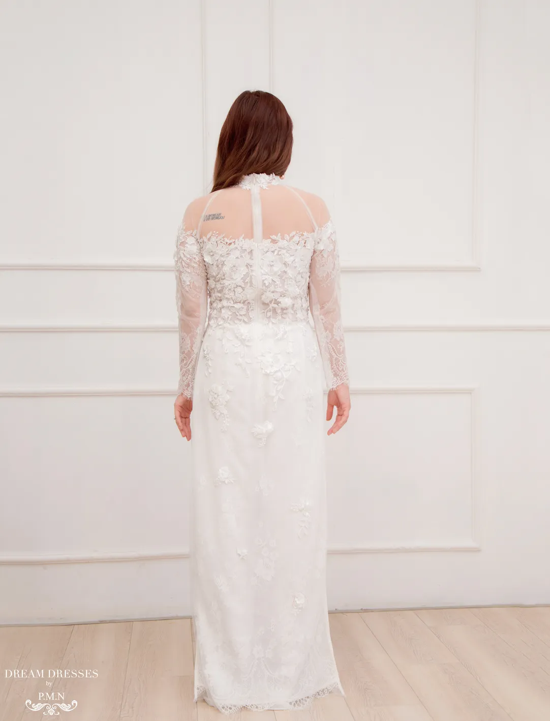 White Ao Dai | Modern Vietnamese Lace Bridal Dress (#CHRISTINA)