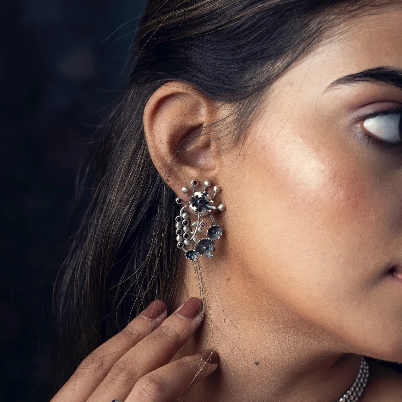 William Morris - Compton Blooming Silver Earrings by Moha