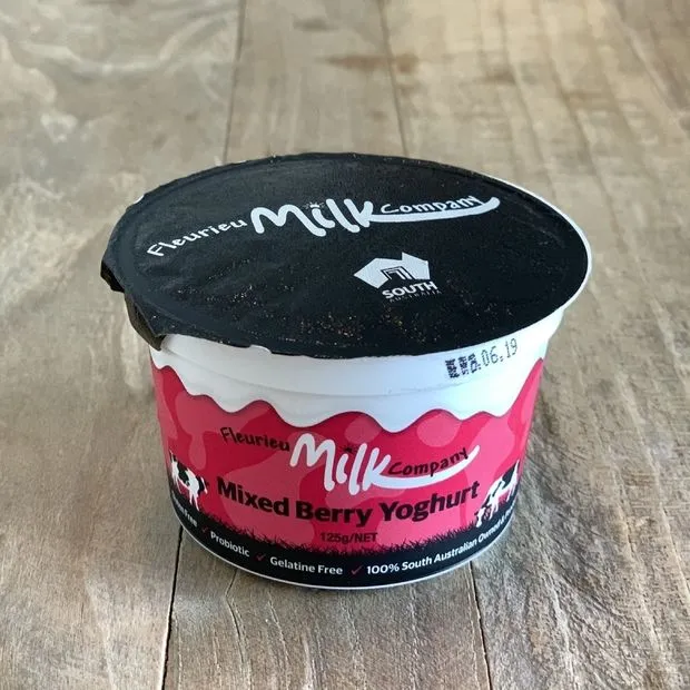 YOGURT MIXED BERRY